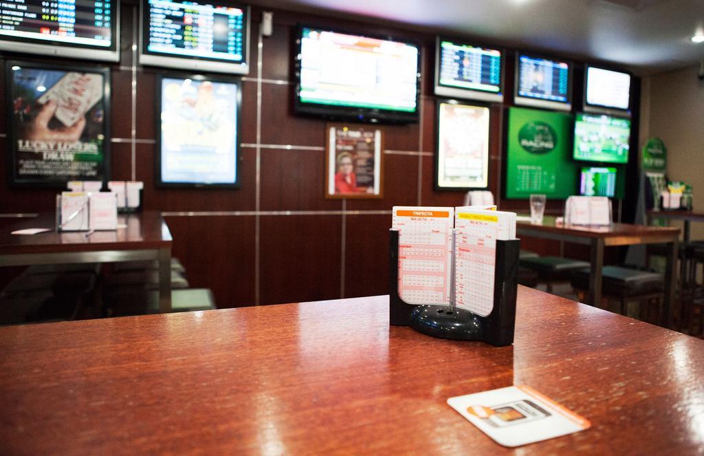 Nightcap At Balaclava Hotel Cairns Exterior photo